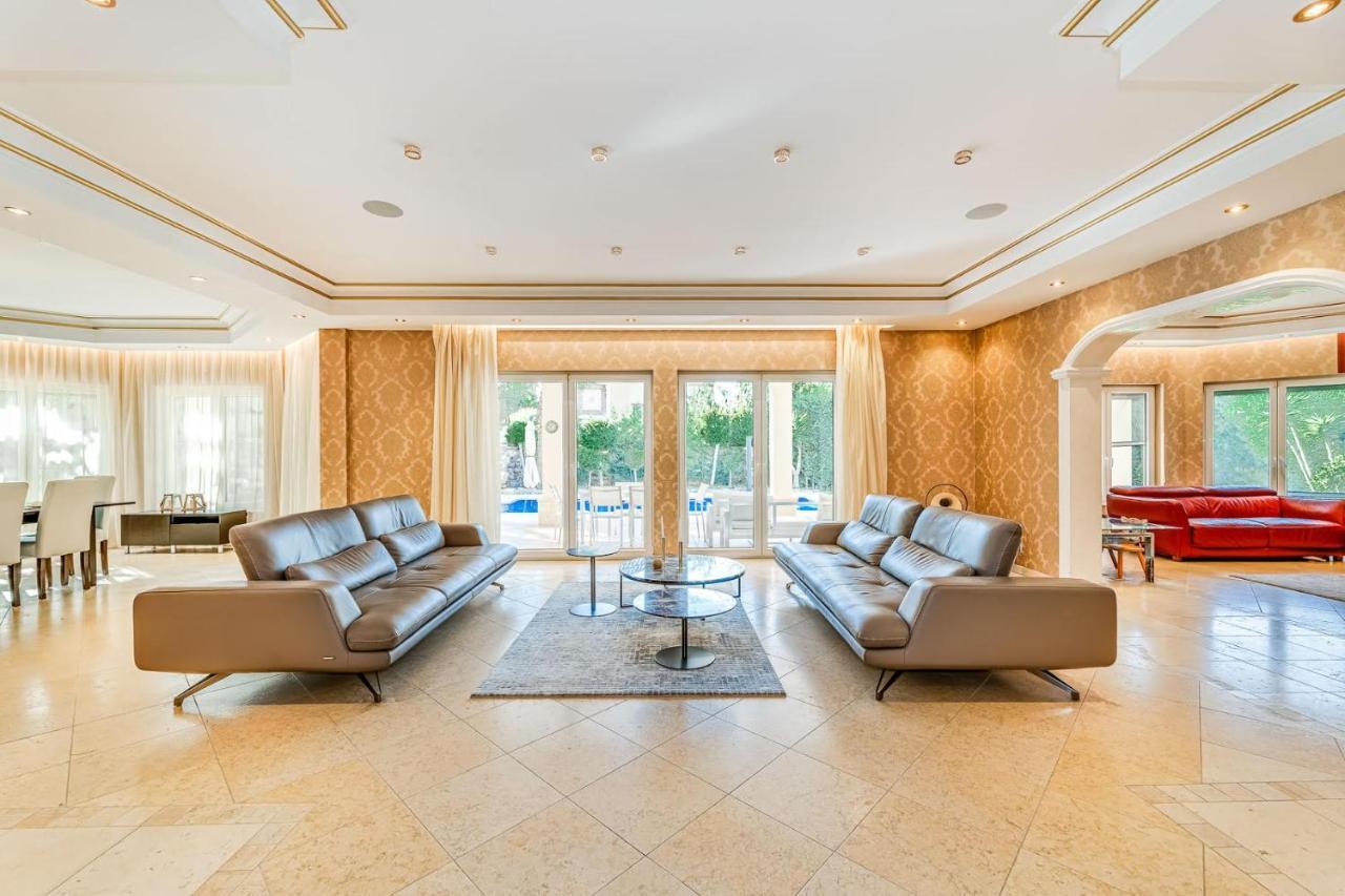 Villa Svim, Walking Distance To The Beach! 마르베야 외부 사진