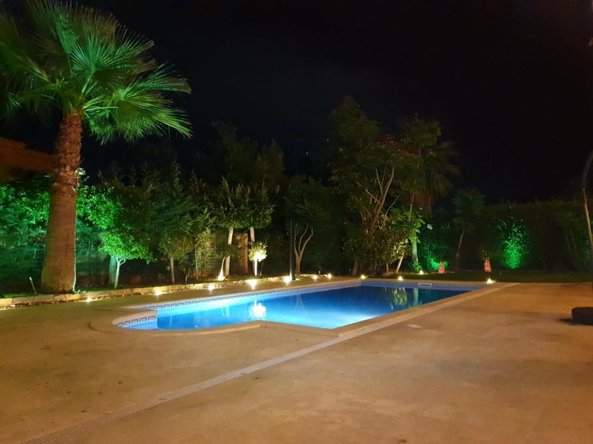 Villa Svim, Walking Distance To The Beach! 마르베야 외부 사진