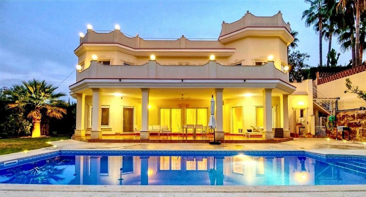 Villa Svim, Walking Distance To The Beach! 마르베야 외부 사진