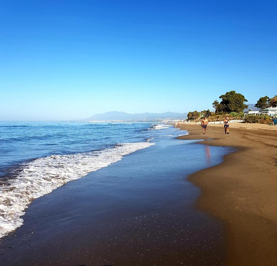 Villa Svim, Walking Distance To The Beach! 마르베야 외부 사진