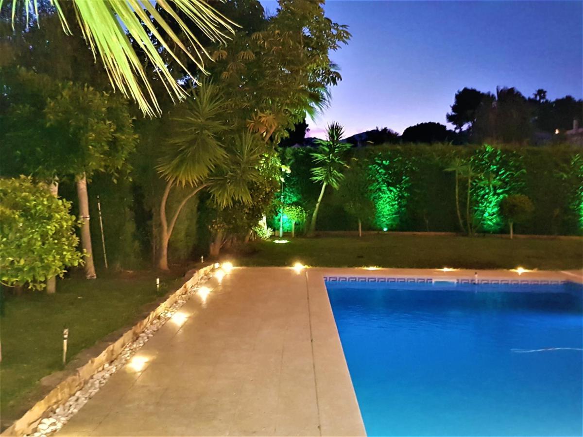 Villa Svim, Walking Distance To The Beach! 마르베야 외부 사진