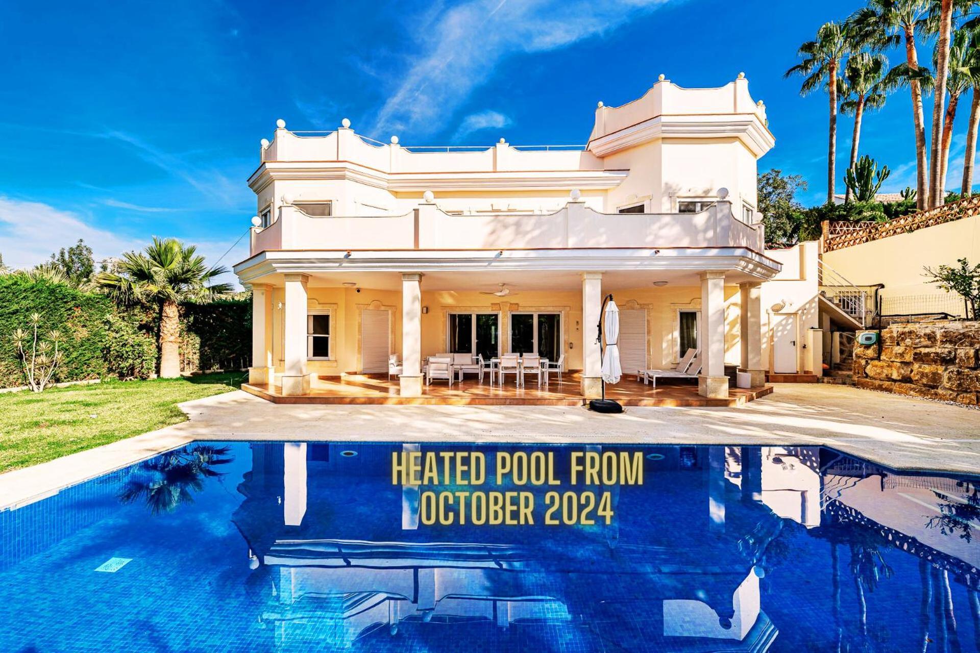 Villa Svim, Walking Distance To The Beach! 마르베야 외부 사진